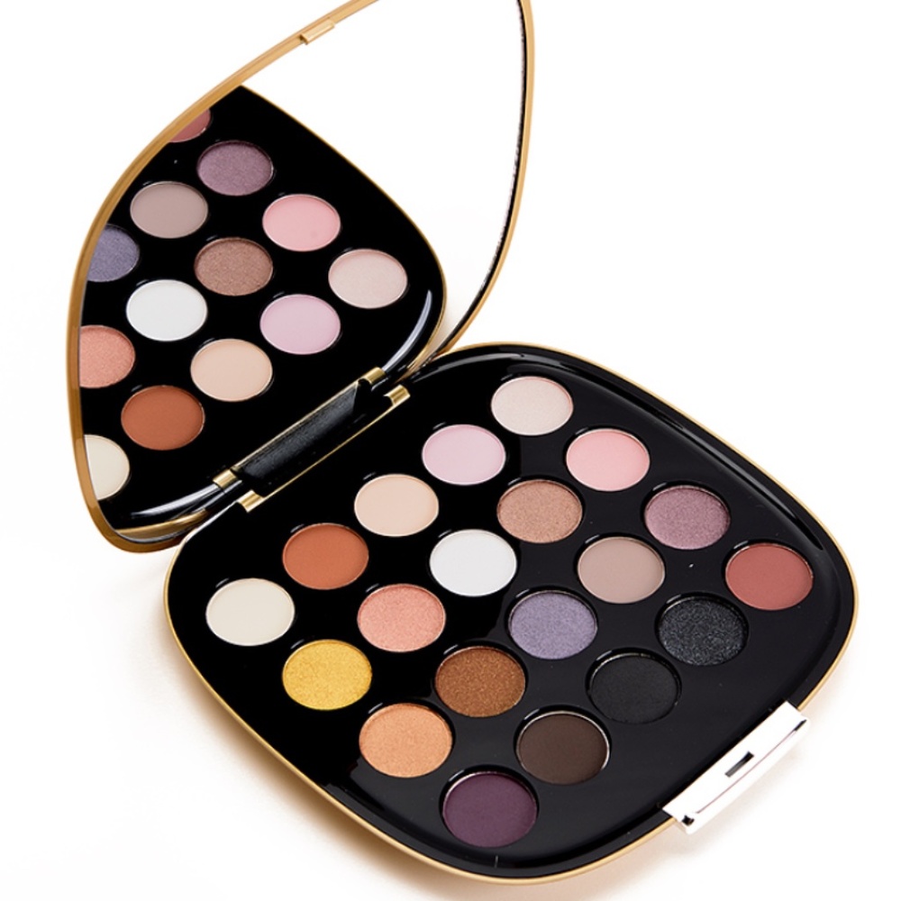 COPY - Marc Jacobs About Last Night palette